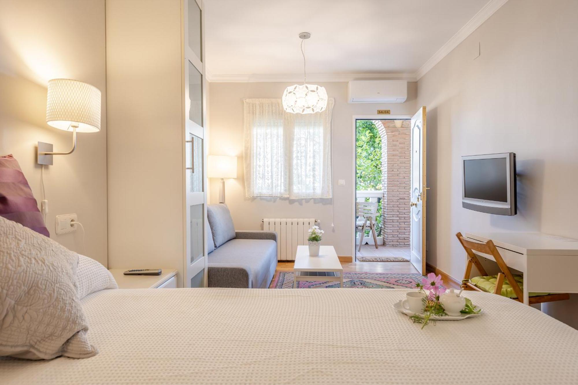 Senderos De La Alhambra Guest House La Zubia  Eksteriør bilde